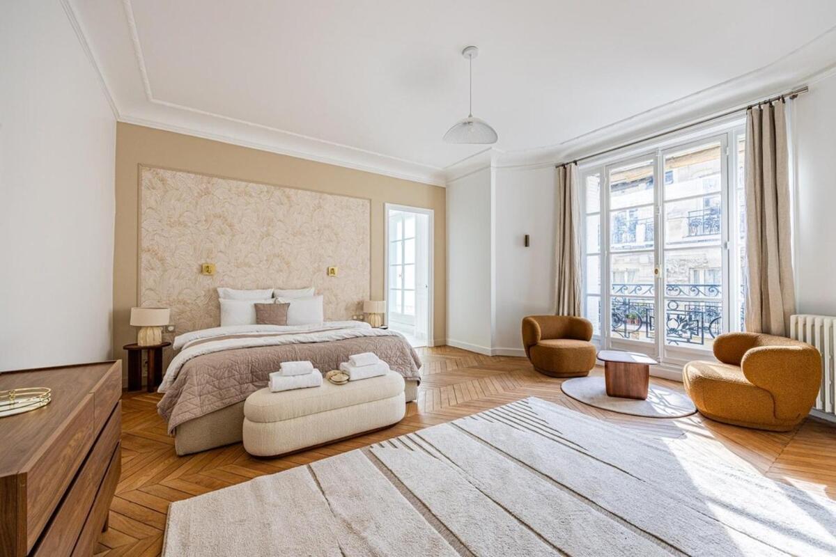 Appartement Luxurious 4 Bedroom Apartment, La Muette Parijs