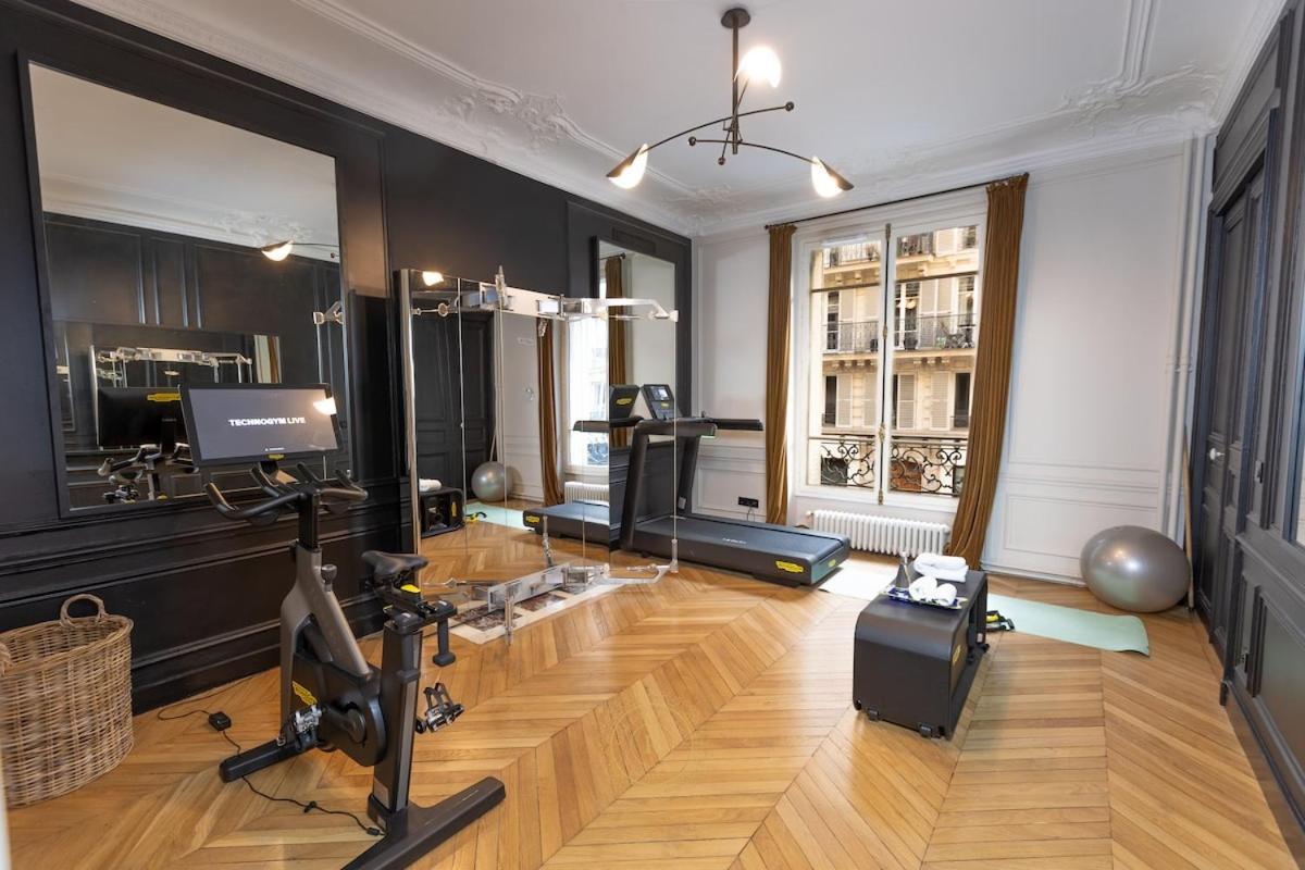 Luxurious 4 Bedroom Apartment, La Muette Appartement *