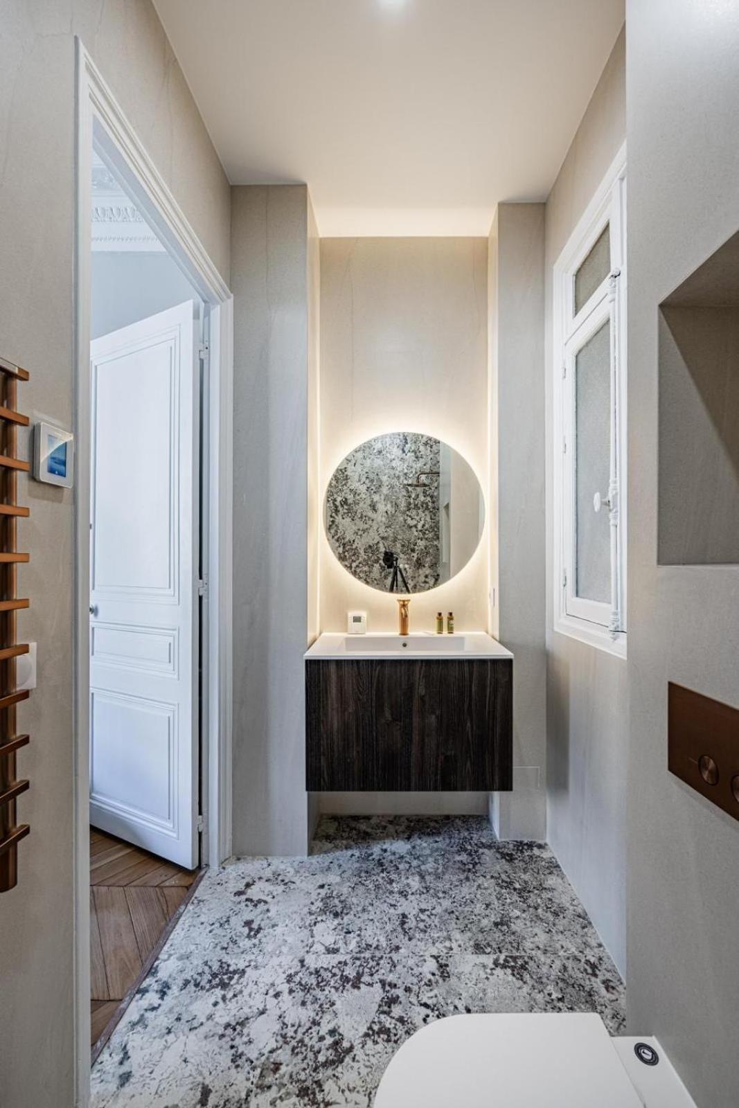 Luxurious 4 Bedroom Apartment, La Muette * Parijs