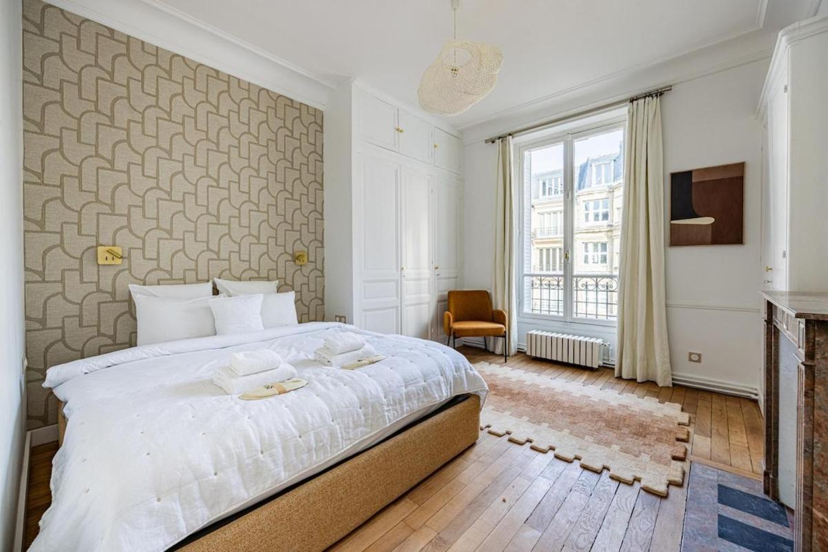 Luxurious 4 Bedroom Apartment, La Muette * Parijs