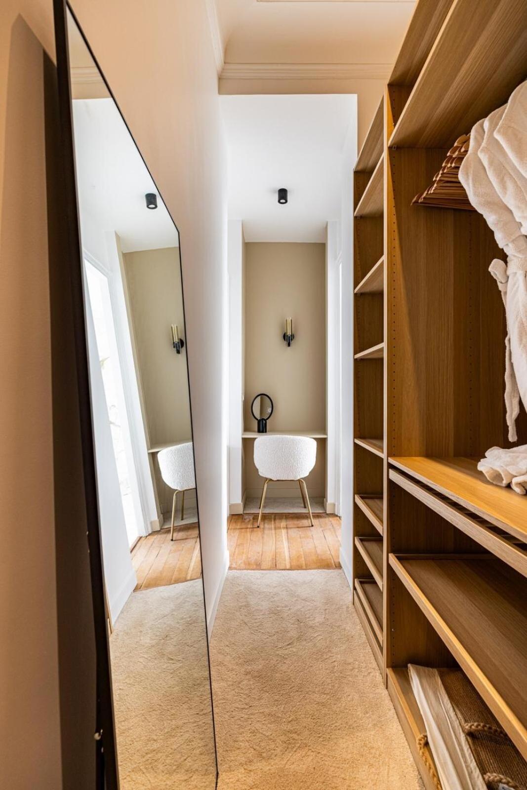 Luxurious 4 Bedroom Apartment, La Muette Appartement *