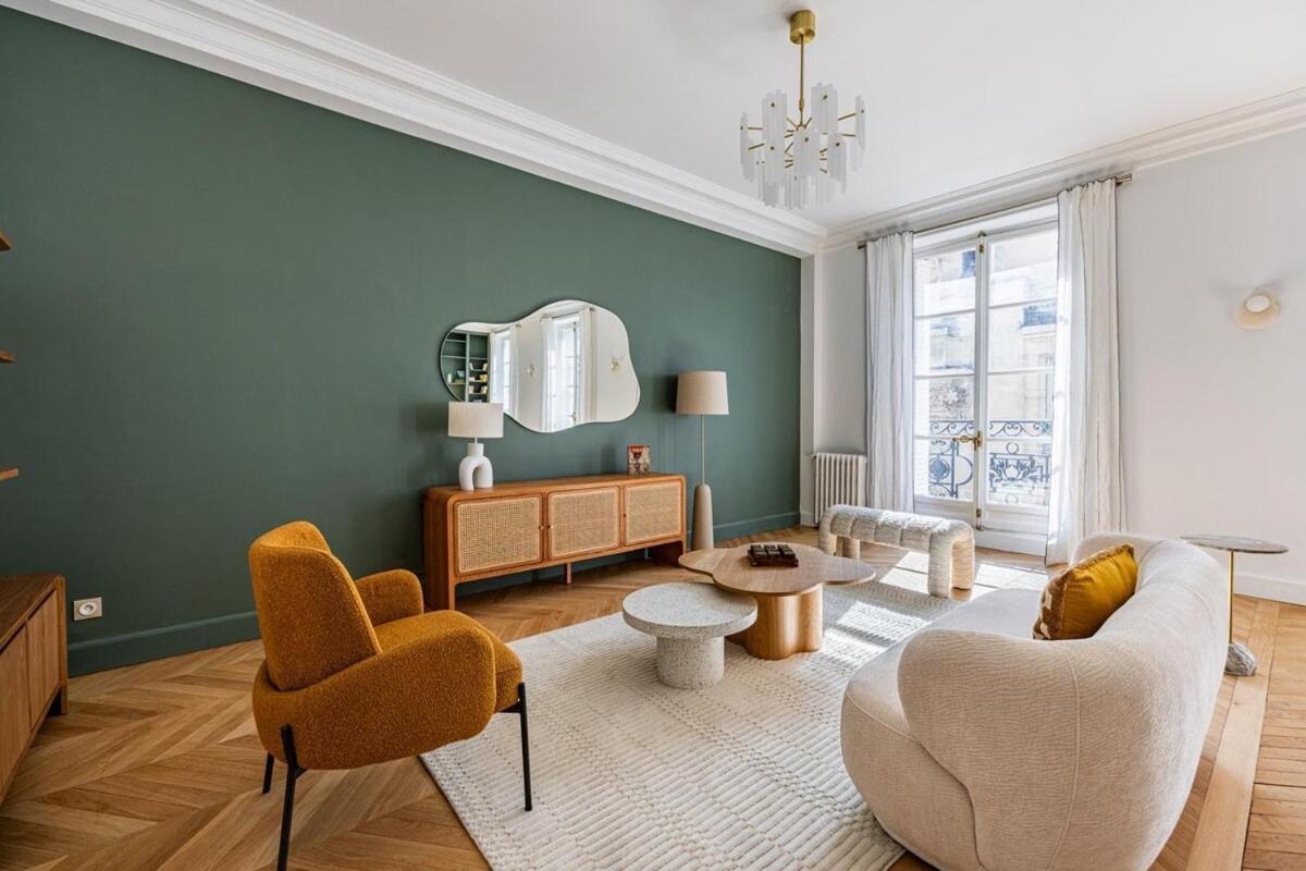 Luxurious 4 Bedroom Apartment, La Muette Appartement